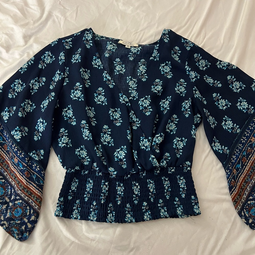 Floral top